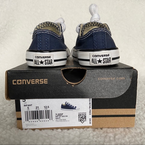 Navy Converse Chuck Taylor All star 💙 - Picture 3 of 4